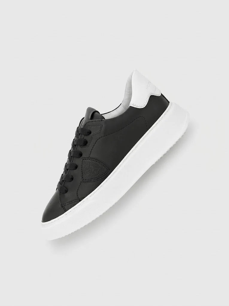 Signature Court Sneakers