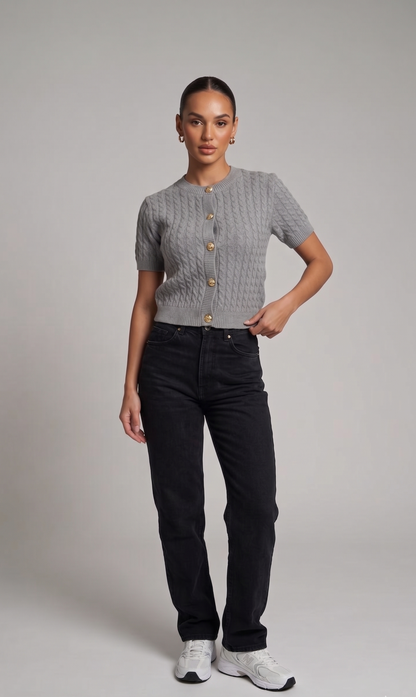 Knitted shirt with buttons