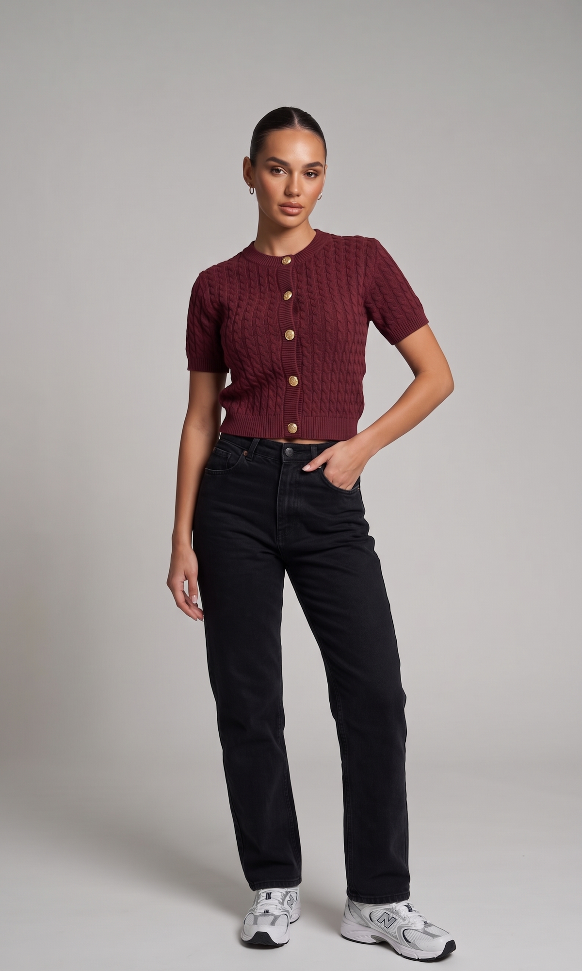 Knitted shirt with buttons
