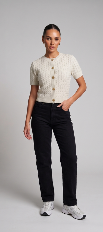 Knitted shirt with buttons