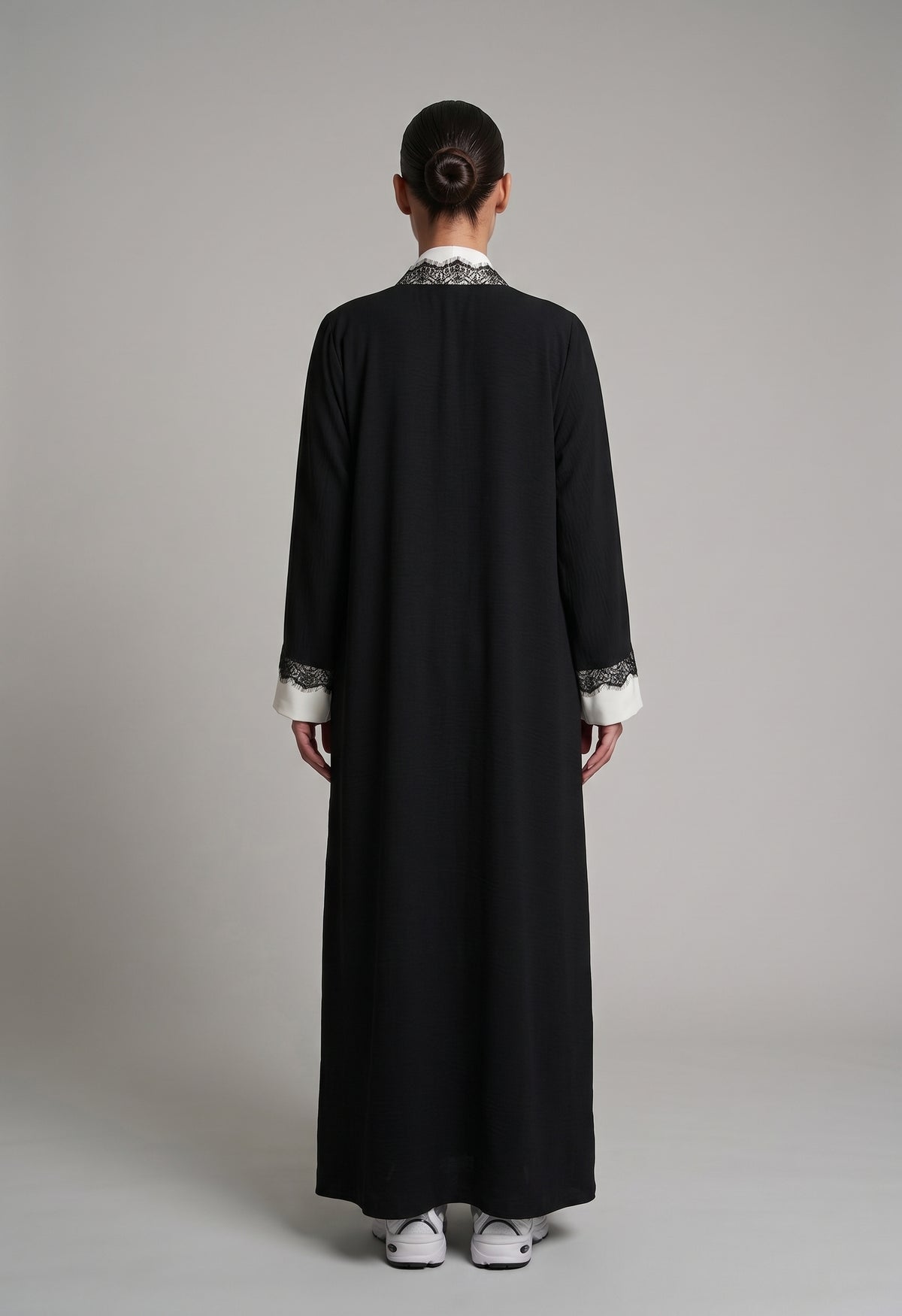 Aurelia Noir Kimono