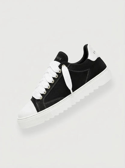 Contrast Low-Tops